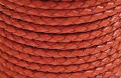 Flätat lädersnöre röd/orange 3 mm, 1 m