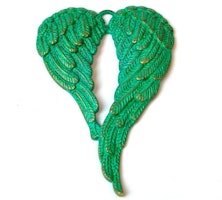 REA: Antikt grön & bronzefärgat hänge dubbelvinge, 1 st