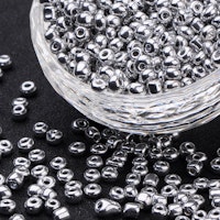 Seed beads 4 mm silver, ca 2500 st