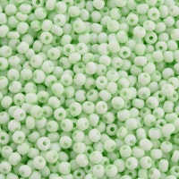 Seed beads 3 mm ljusgröna matta, ca 250 st