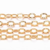 Guldfärgat rostfritt stål kedja 3.5x2.5 mm med PVD plätering, 1 m