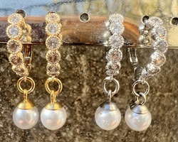 Guldfärgade brisyrer med cubic zirconia, 1 par