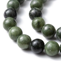 Jade 8 mm oliv, 5 strängar