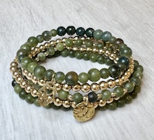 Jade 4 mm oliv, 1 sträng
