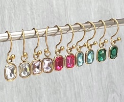 Guldfärgat rostfritt stål berlock rektangel cerise med PVD plätering, 1 st