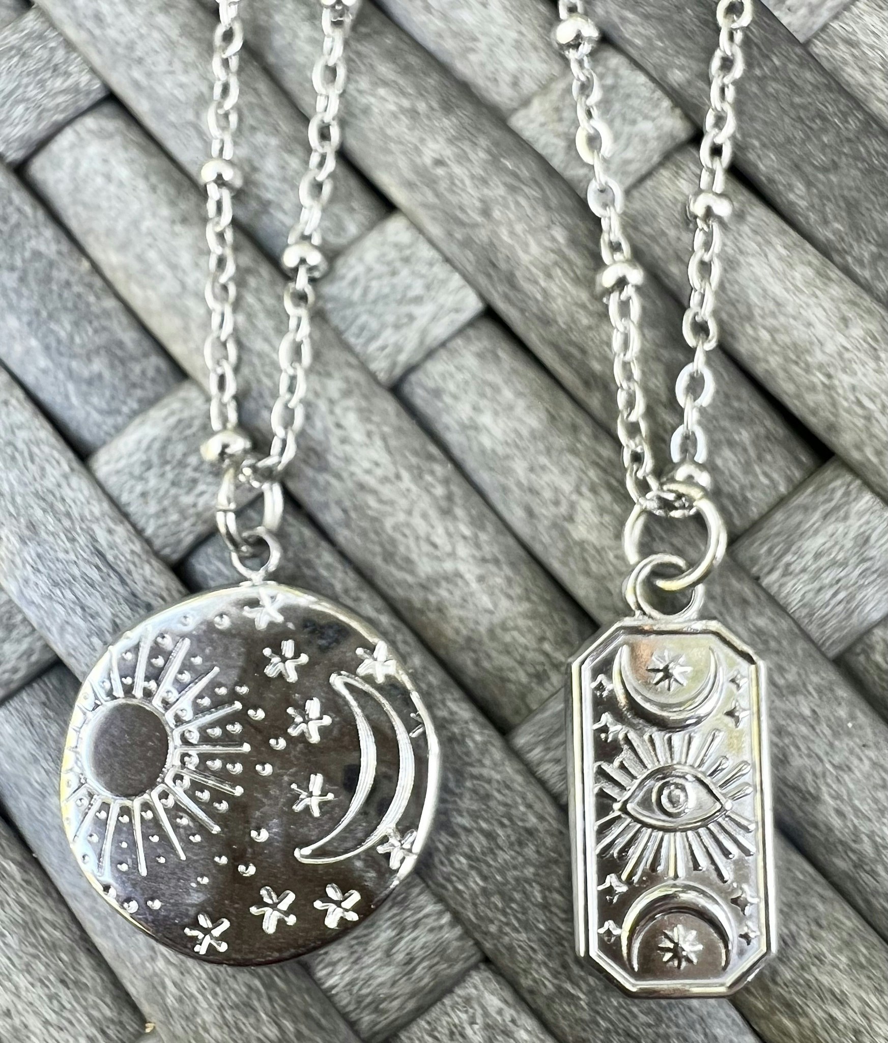 Rostfritt stål hänge moon & eye, 1 st