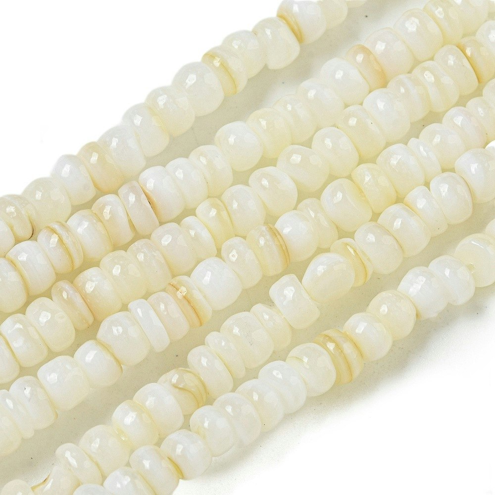 Snäckskalsrondeller 4x2 mm natur, 1 sträng