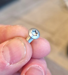Bottom screws for Ninebot G30
