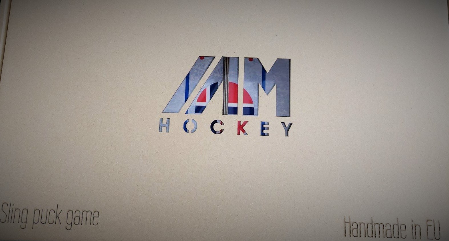 'IAMHOCKEY'' Sling Puck Game (Large Version)