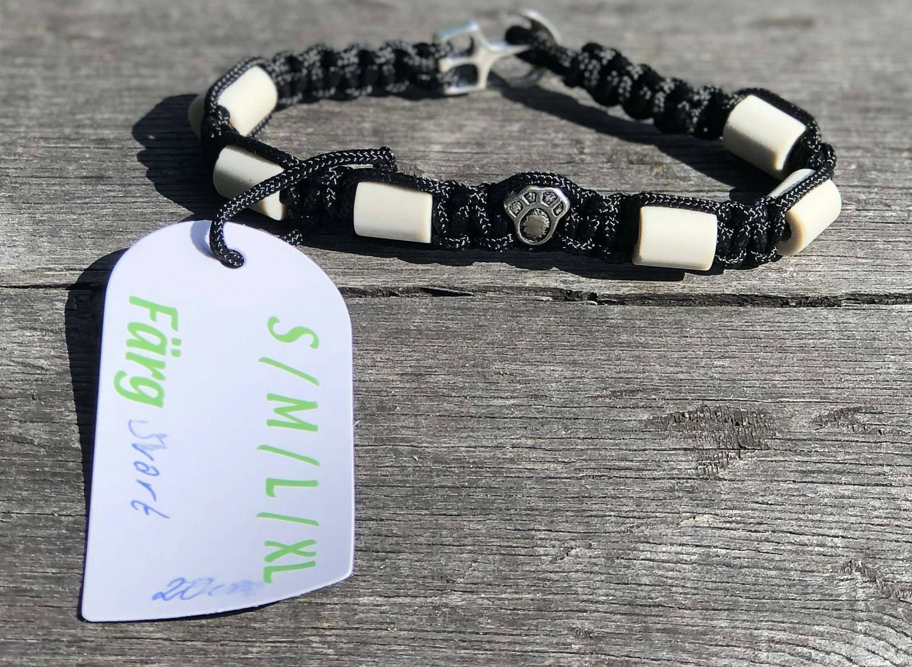 20 cm fästingarmband Svart