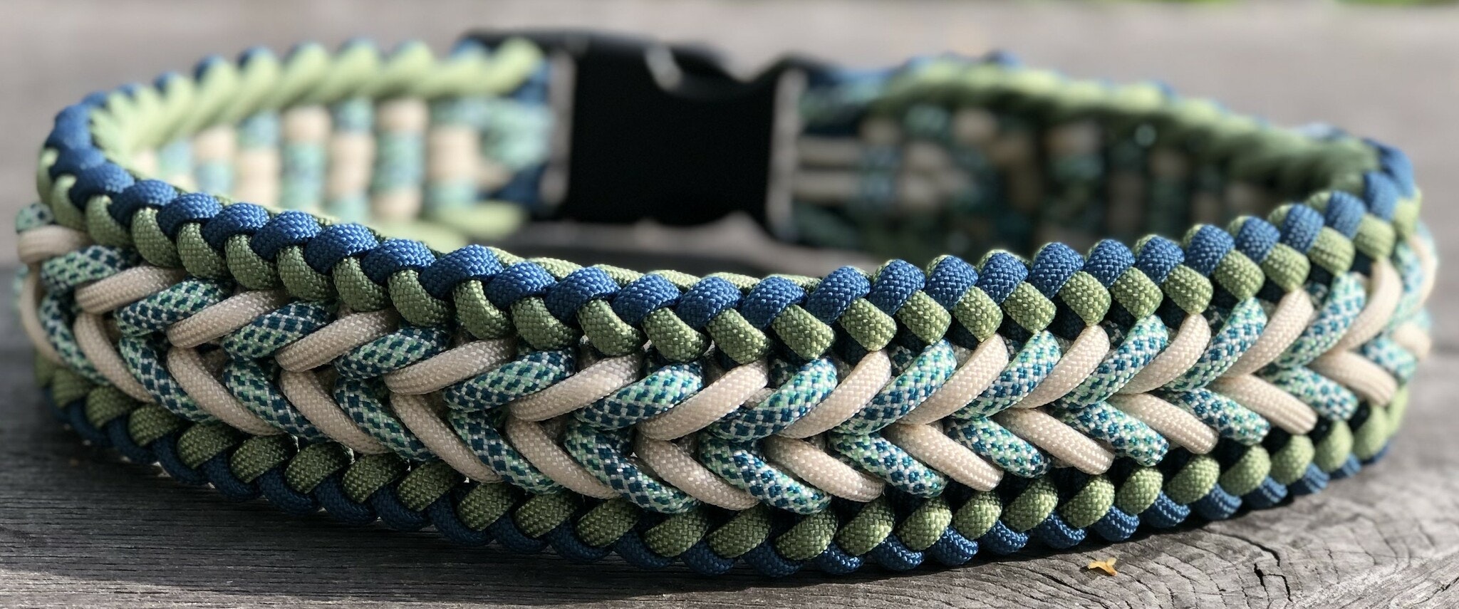 Halsband 43 cm med Tropical Ocean säkerhetslås i plast