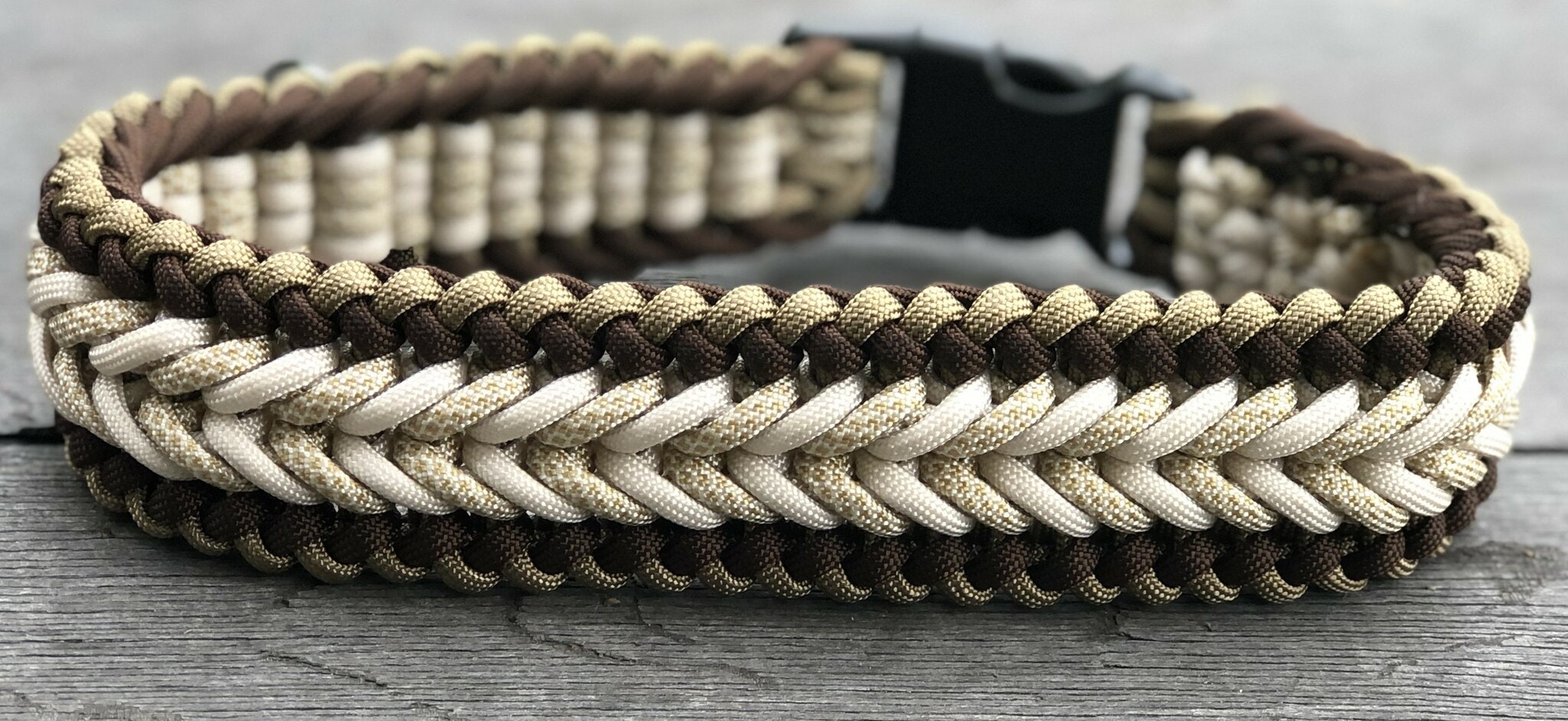 Halsband 43 cm Walnut Brown med säkerhetslås