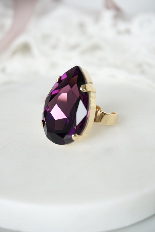 Daphne ring