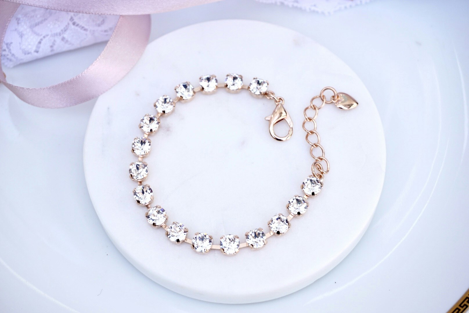 Zerlina armbånd i gull, rosegull eller rhodium