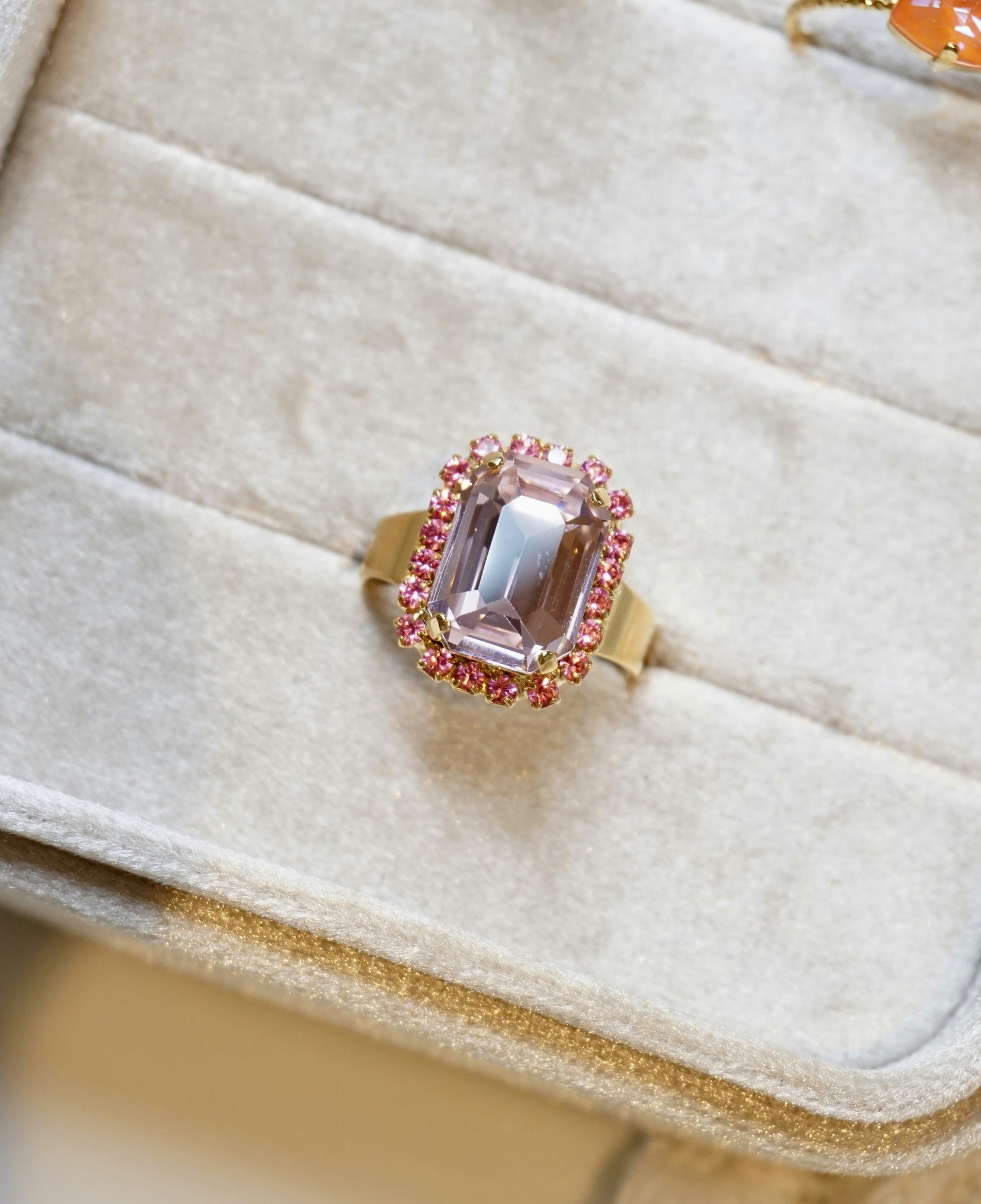 Elisabeth ring, flere farger