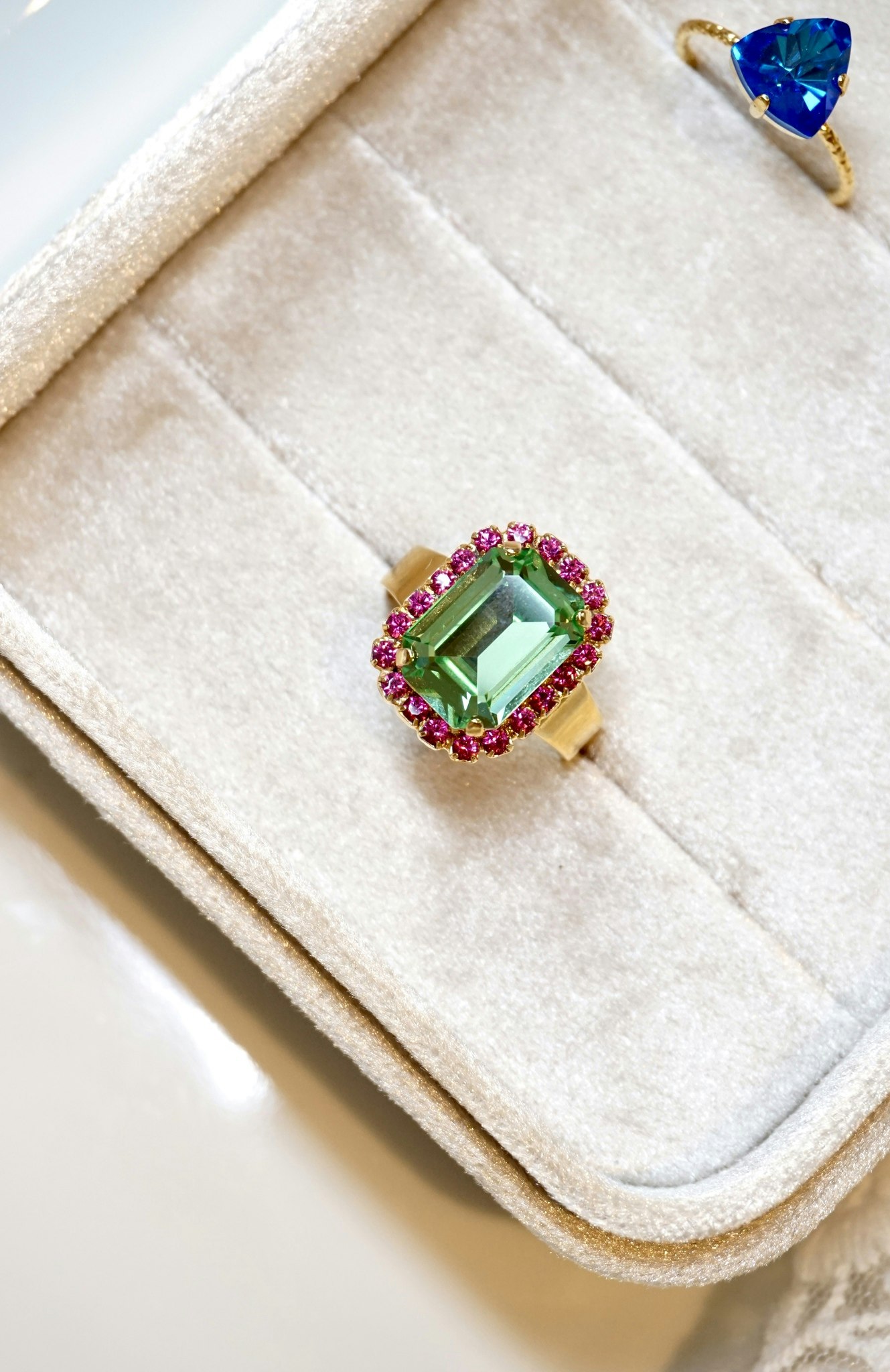Elisabeth ring, flere farger