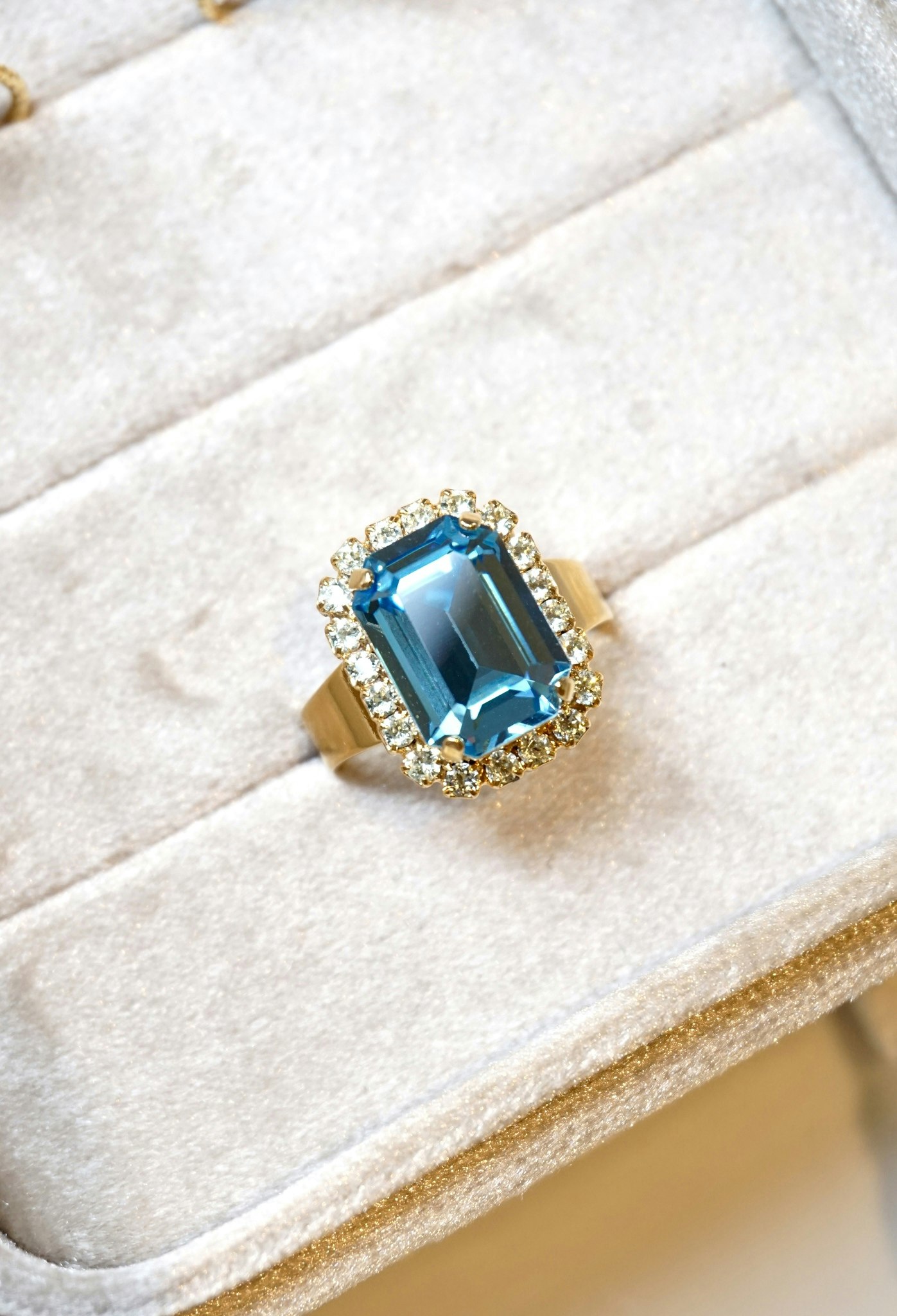 Elisabeth ring, flere farger