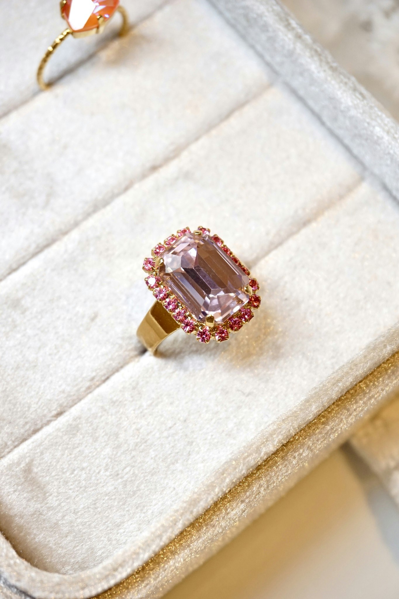 Elisabeth ring, flere farger