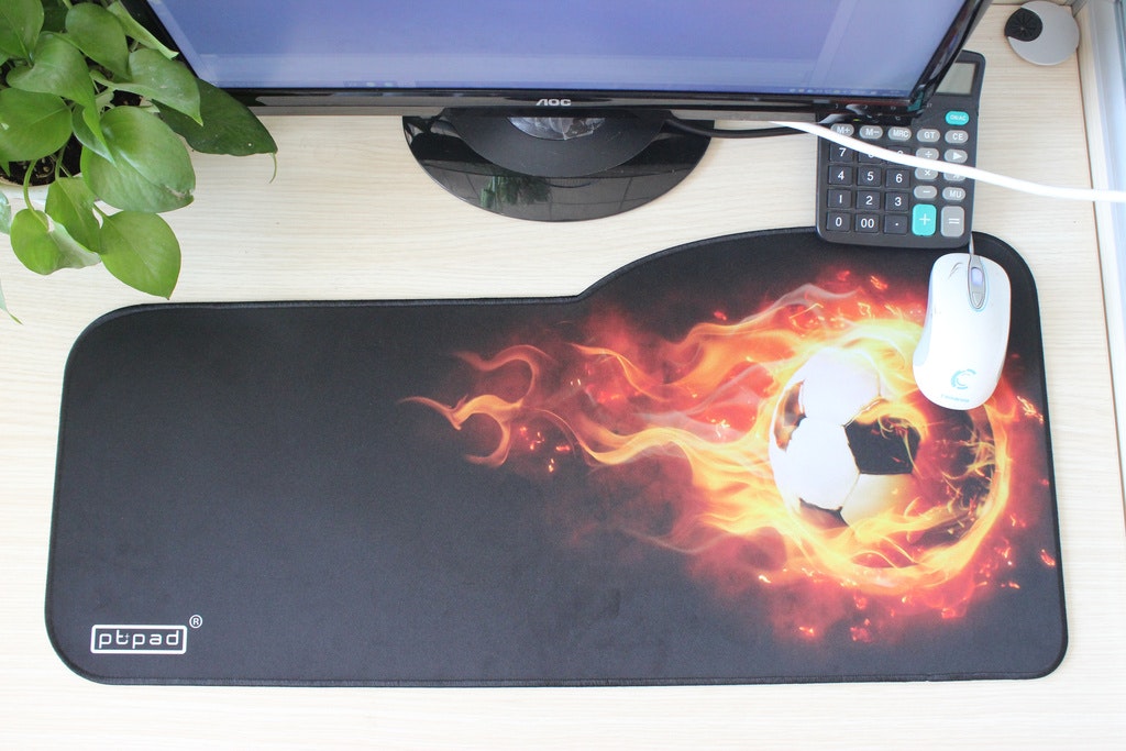 XXL Fotboll E-sport keyboard musmatta, storlek: 73 cm x 33/28 cm