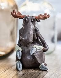 Moose Sitting, H.8cm