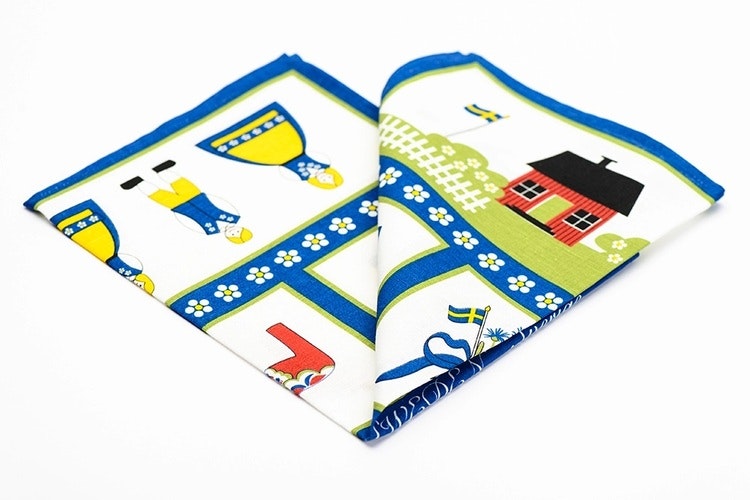 Kitchen towel Sweden symbols