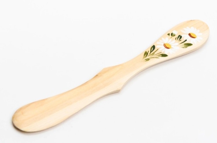 Towel and hand-painted butter knife, flower meadow