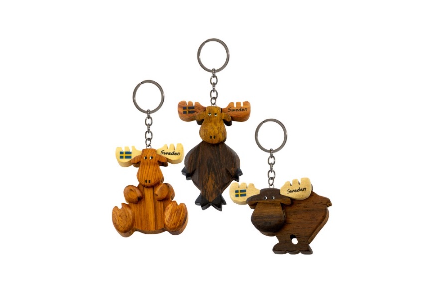Keychain moose in wood