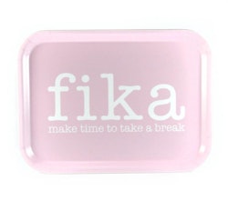 Bricka make time FIKA rosa / vit