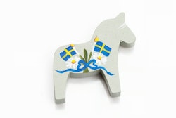 Hand painted magnet Dala horse, new Sweden