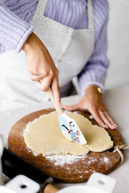 Slickepott Pippi bakar, pastellfärger