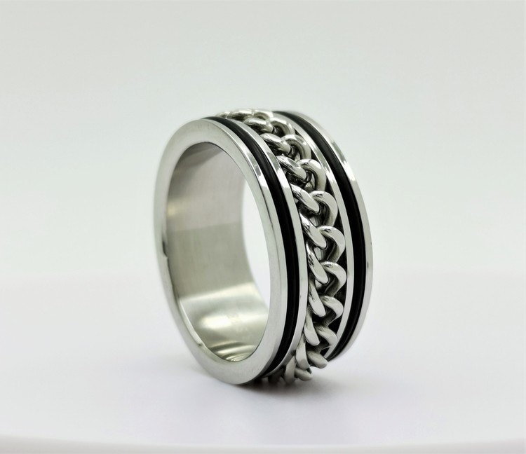 Chic chain leather Stainless Steel Ring bild 1 är en vacker maskulin herr ring, passar perfekt som present samt som förlovningsring