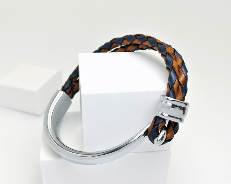 Concept Orange brown Blue Leather Metal Armband bild 3, vacker kombination av stainless steel samt läder. Perfekt present.