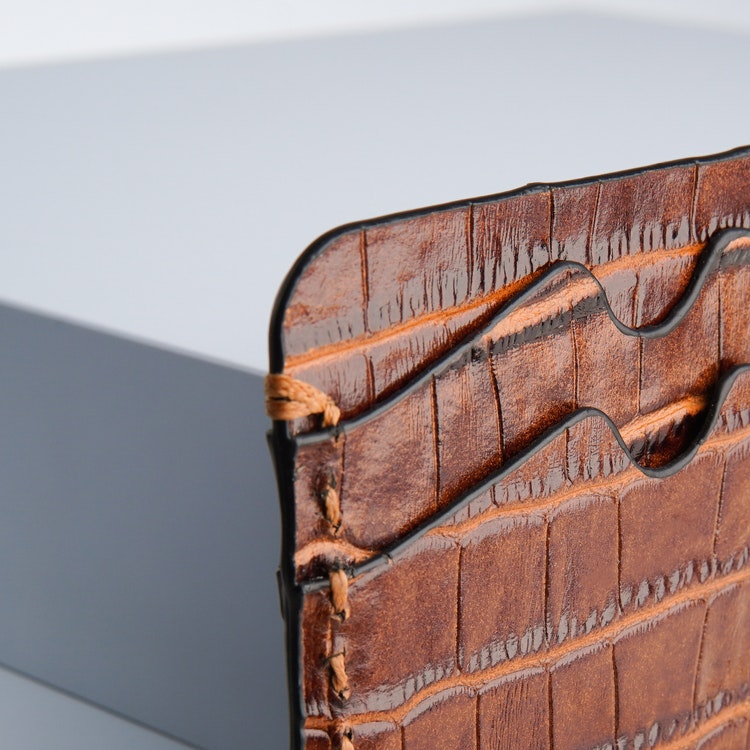 Leather card holder “croco sahara” the opulent