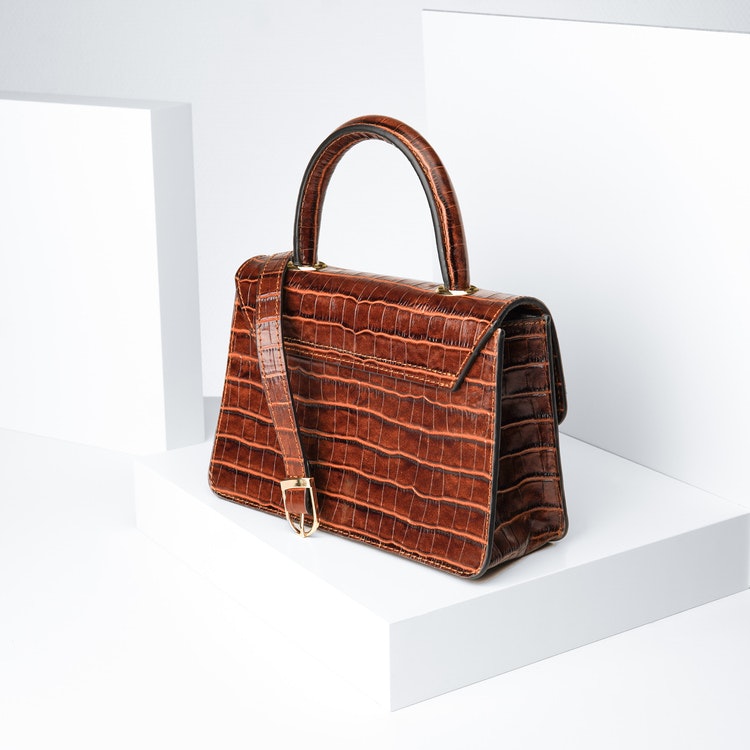 Leather sling bag "Croco Sahara" The classy