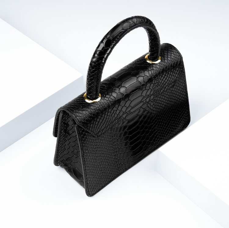 Leather sling bag "Python lyx trace" The classy