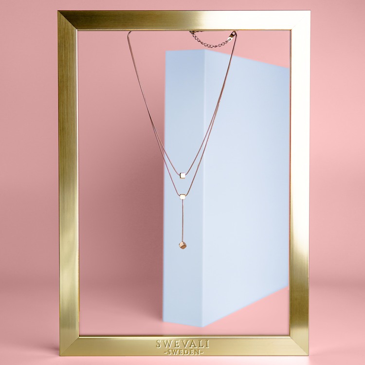 Charisma Luck Orbits bild 5 Dam halsband. Modern, stilren och exklusive Smycke.