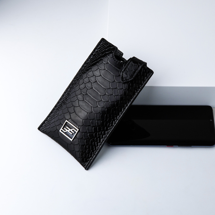 Bild 3 Genuine Leather Phone pouch mobilfodral och lyxig phone case python pattern