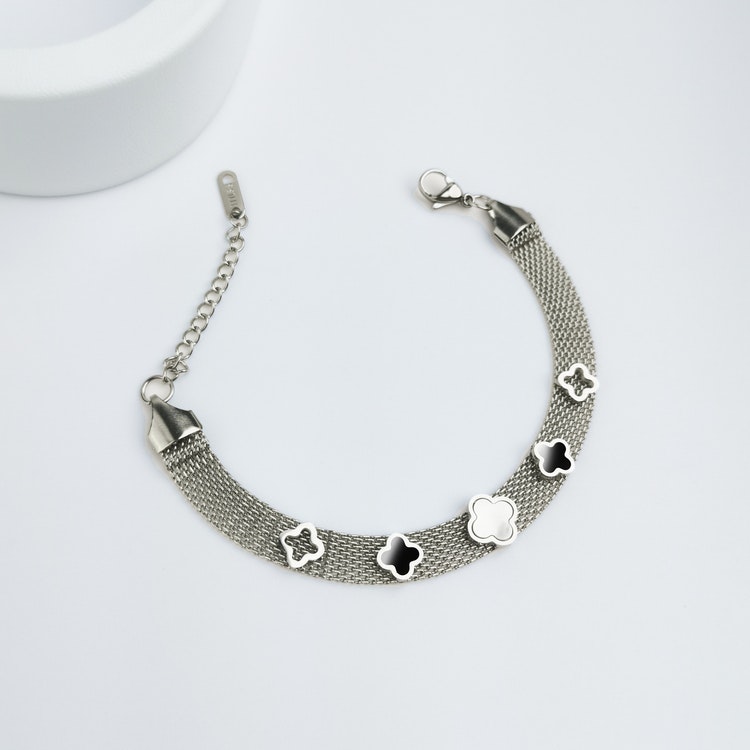 Clover Soft Touch Silver Edition Bracelet - SWEVALI