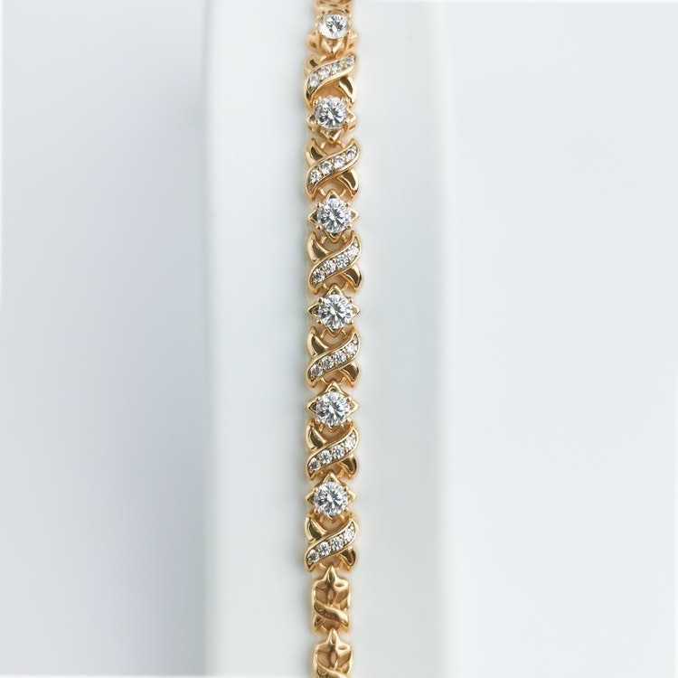 Xena Diamond Gold Edition Bracelet - SWEVALI