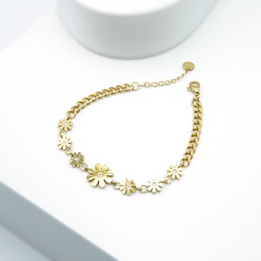 chrysanthemum Confident - Gold Edition Ladies Bracelet - SWEVALI