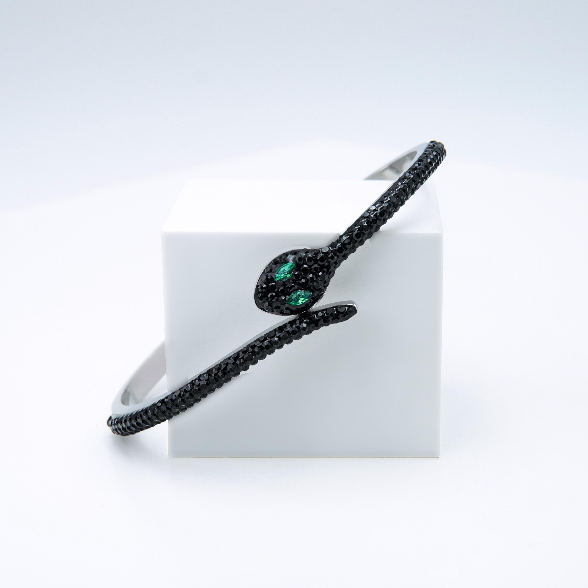 Py-thone Black Grace - Black Diamond Mode Bracelet Dam - SWEVALI