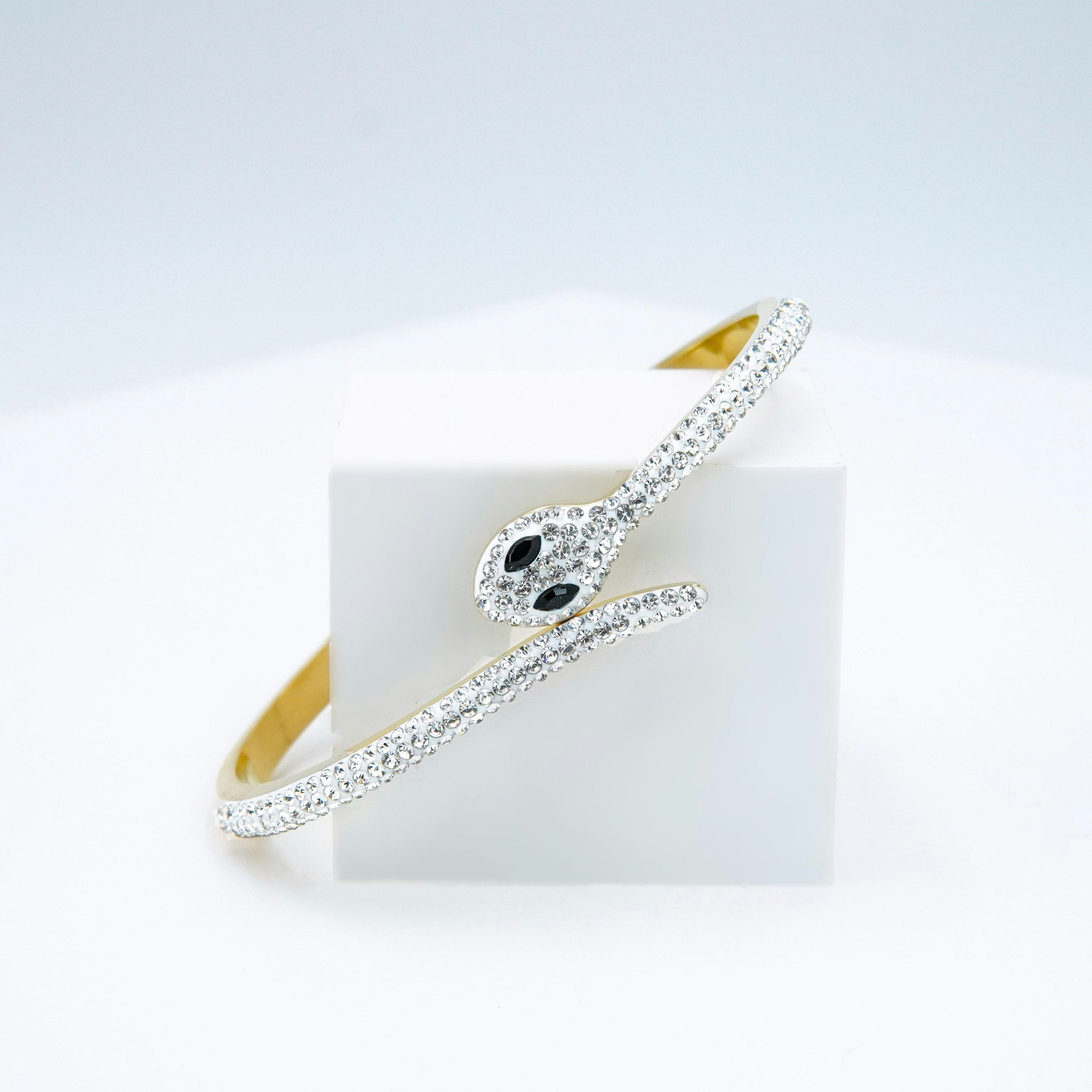 Py-thone Black Eyed - Gold Diamond Bracelet Dam - SWEVALI