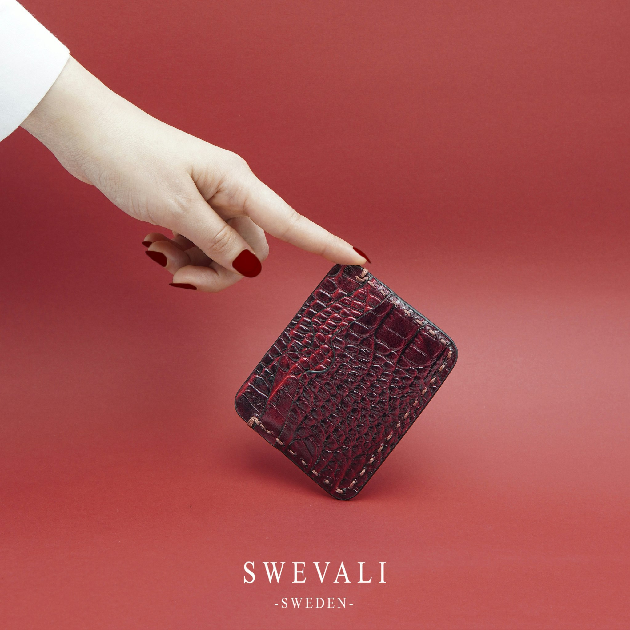 Leather Card Holder "Coco Carmine" The opulent - SWEVALI