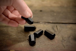 Obsidian, 12 gram, stående spetsar