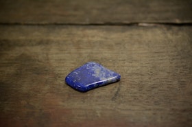 Lapis lazuli, polerad platta