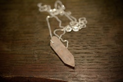 Gul aventurin på silverhalsband