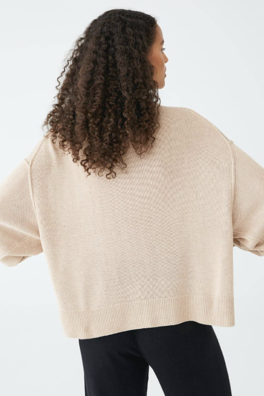 Stickad boxy sweater bambu cashmere Movesgood