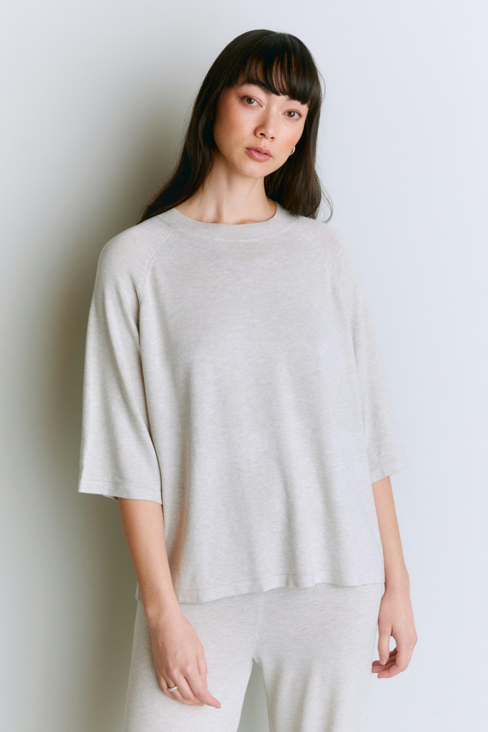 Josefina stickad top i mjukaste bambulyocell med cashmere från Movesgood