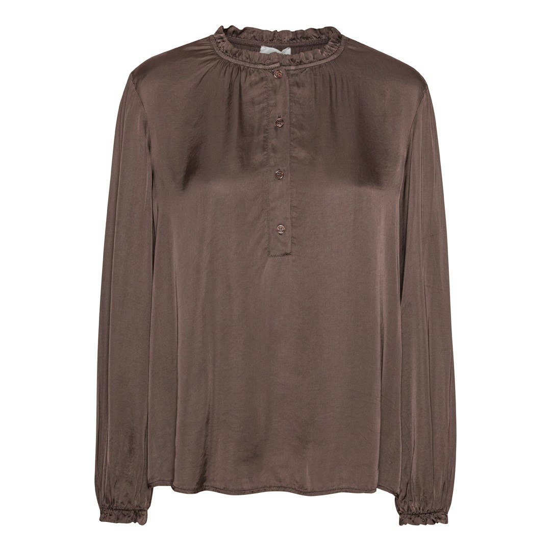 Rosita shirt, en vacker silkig blus med knappar framtill från Project AJ117 och deras festkollektion