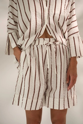 Wake Shorts wave stripe